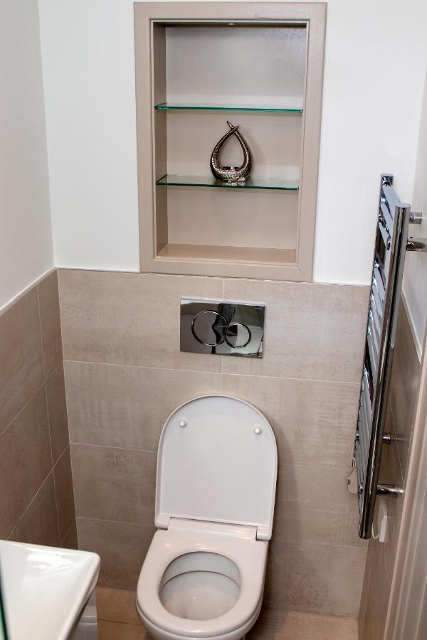 Stunning 1-Bedroom Flat In London! ภายนอก รูปภาพ